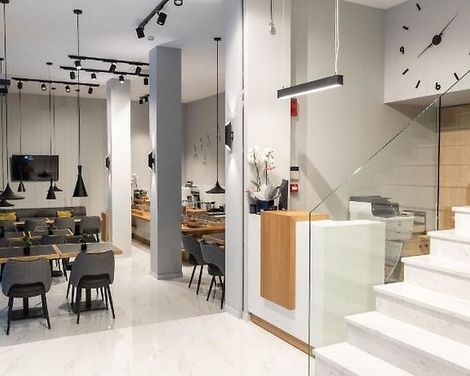 Grand Port Suites Thessaloniki-4