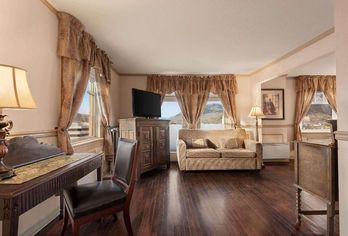 Hotel, The Plaza Hotel, Trademark Collection by Wyndham