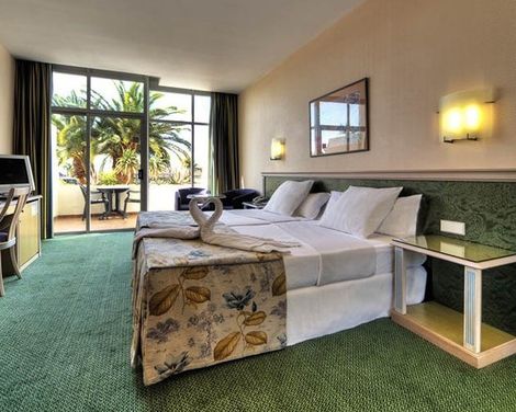 Hotel Beatriz Costa & Spa-0