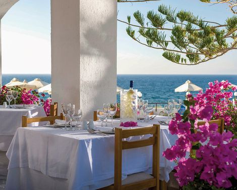 Maritimo Beach Hotel-4