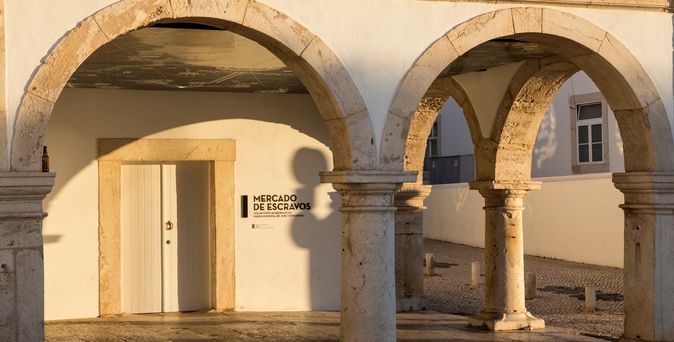 Mercado de Escravos Blick auf das Gebäude in Lagos