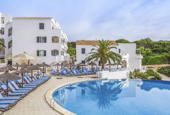 Hotel, White Sands Beach Club