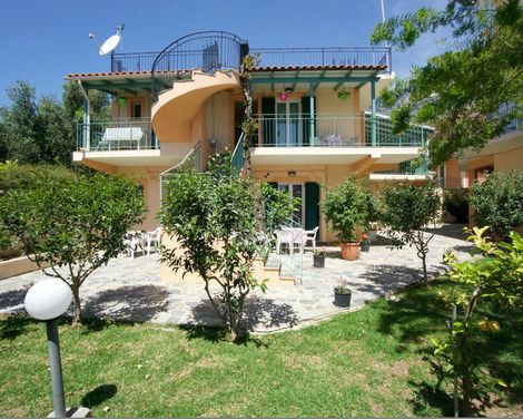 Maria Apartments-4