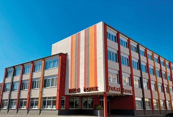 Hotel, Hotel home