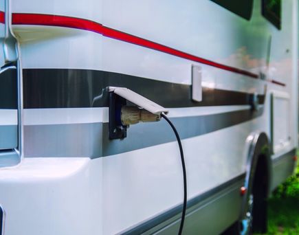 Wohnmobil Elektro-Anschluss