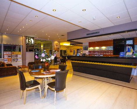 Kyparissia Beach Hotel-4