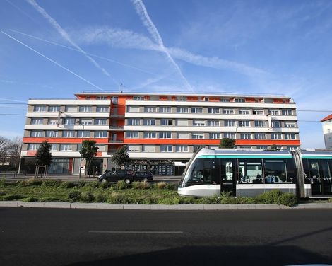 Adonis Paris Sud-2