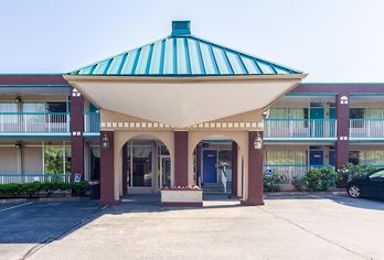 Hotel, Motel 6 Groton