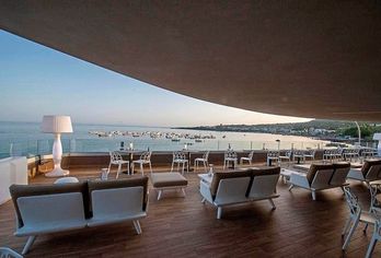 Hotel, Grand Hotel Faraglioni