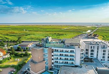 Hotel, ambassador hotel & spa