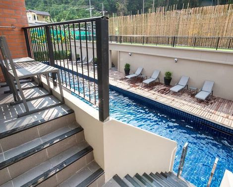 Sugar Marina Resort Cliffhanger-1