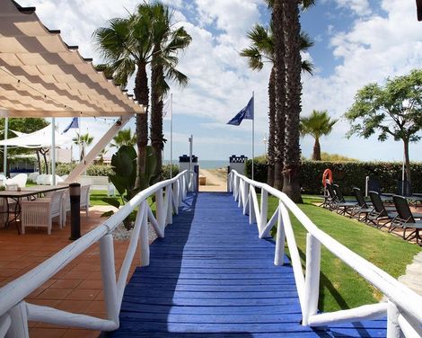 DoubleTree By Hilton Islantilla Beach Golf Resort-0