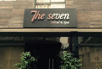 Hotel, The Seven