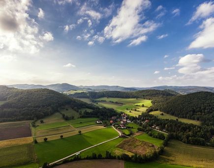 Landschaft Wienerwald, nähe Dorf Untermeierhof