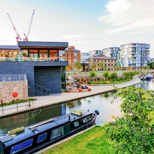 King’s Cross Canal führt durch die hippen Viertel von London
