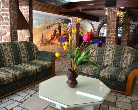 Best Western Plus Larco Hotel-4