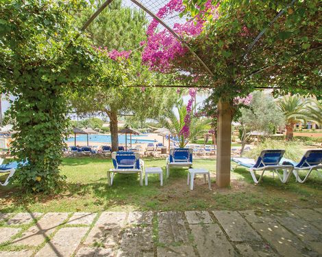Hotel Garbí Cala Millor-1