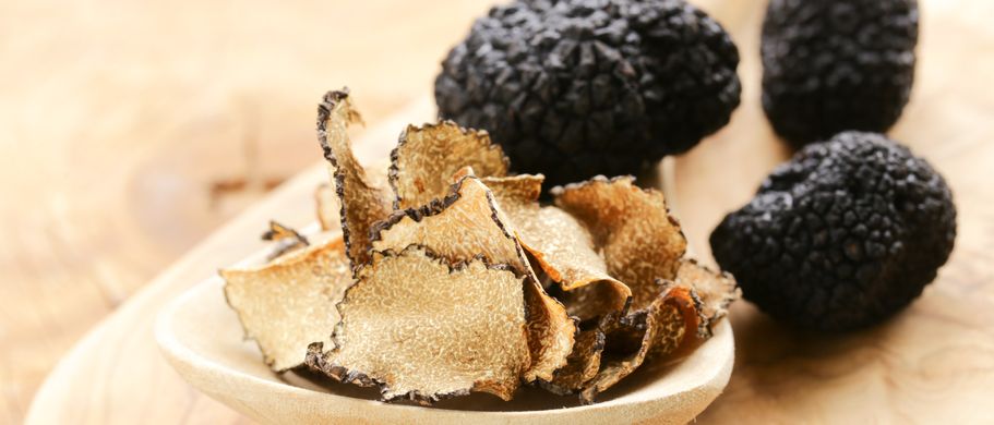 Erlesene schwarze Trüffel sind Synonym für französische Esskultur