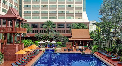 Ramada Plaza by Wyndham Bangkok Menam Riverside