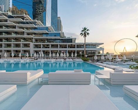 FIVE Luxe-2