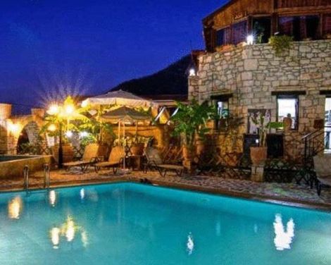 Stone Village Petrino Horio-1
