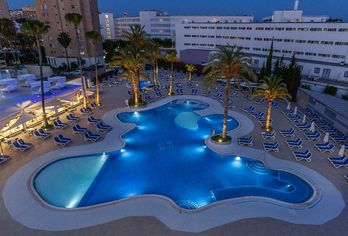 Hotel, Hotel Samos